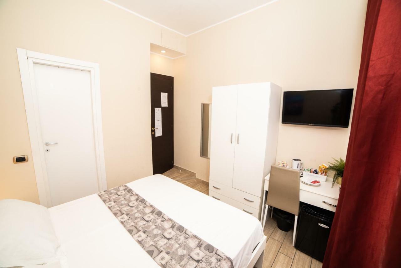B&B Metropolitan Napoli Esterno foto